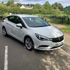 2018 - Vauxhall Astra Manual