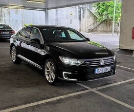 2018 - Volkswagen Passat Automatic