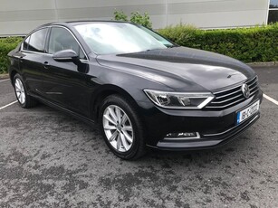 2018 - Volkswagen Passat Manual