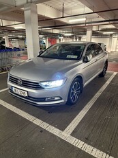 2018 - Volkswagen Passat Manual