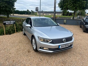 2018 - Volkswagen Passat Manual