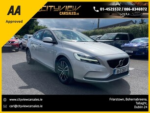 2018 - Volvo V40 Manual