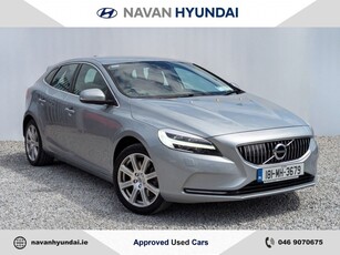 2018 - Volvo V40 Manual