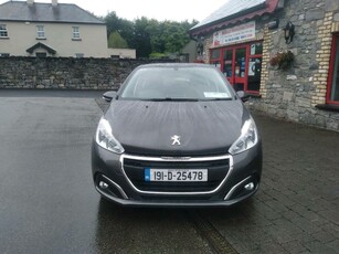 2019 - Peugeot 208 Manual