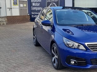 2019 - Peugeot 308 Manual