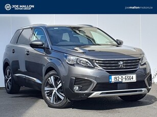 2019 - Peugeot 5008 Manual