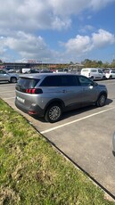 2019 - Peugeot 5008 Manual