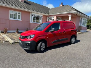 2019 - Peugeot Partner Manual