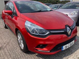 2019 - Renault Clio Manual