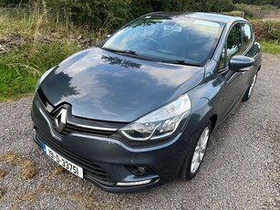 2019 - Renault Clio Manual