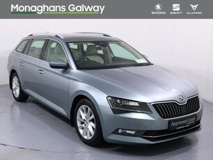 2019 - Skoda Superb Manual