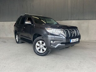 2019 - Toyota Land Cruiser Manual