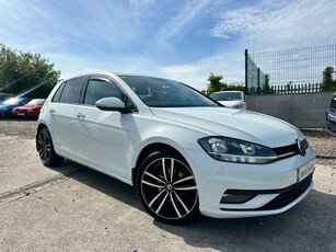 2019 - Volkswagen Golf Manual