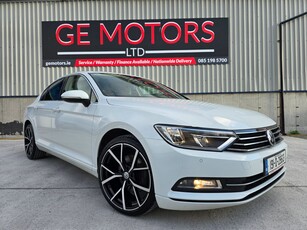 2019 - Volkswagen Passat Manual