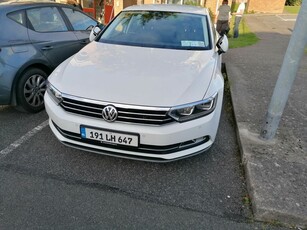 2019 - Volkswagen Passat Manual