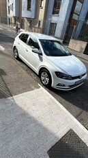 2019 - Volkswagen Polo Manual