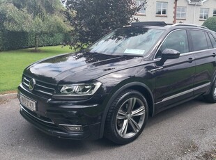 2019 - Volkswagen Tiguan Manual