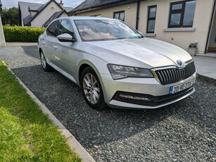 2020 - Skoda Superb Manual