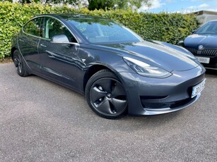 2020 - Tesla Model 3 Automatic