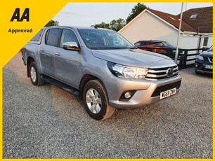 2020 - Toyota Hilux Manual