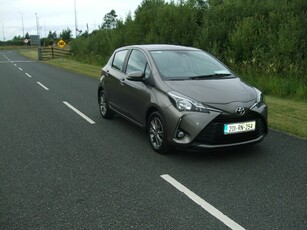 2020 - Toyota Yaris Manual