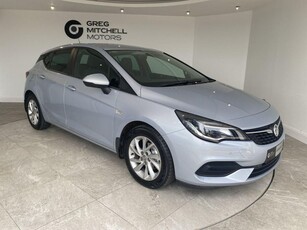 2020 - Vauxhall Astra Manual