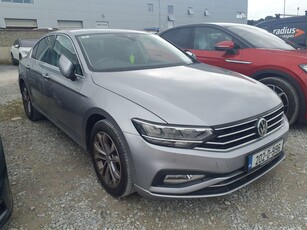 2020 - Volkswagen Passat Manual