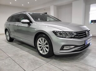 2020 - Volkswagen Passat Manual