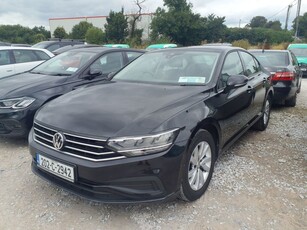 2020 - Volkswagen Passat Manual