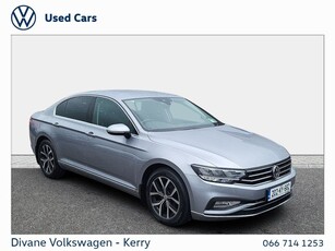 2020 - Volkswagen Passat Manual