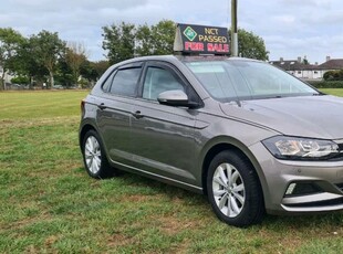 2020 - Volkswagen Polo Manual