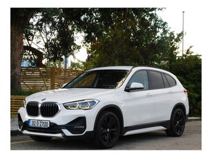 2021 (212) BMW X1