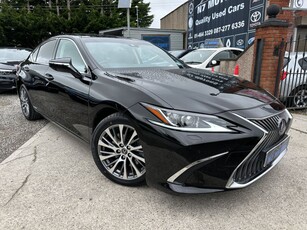 2021 - Lexus ES Automatic