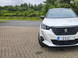 2021 - Peugeot 2008 Automatic