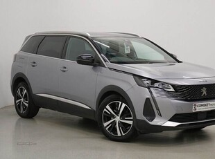 2021 - Peugeot 5008 Manual