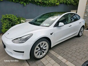 2021 - Tesla Model 3 Automatic