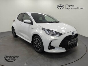 2021 - Toyota Yaris ---