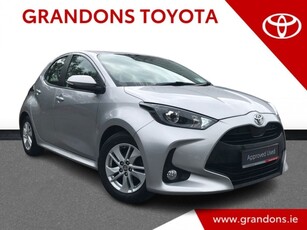 2021 - Toyota Yaris Manual