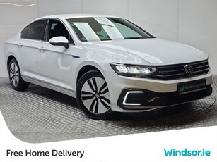 2021 - Volkswagen Passat Automatic