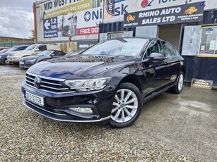 2021 - Volkswagen Passat Manual