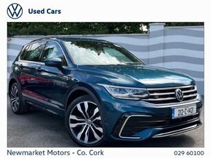 2021 - Volkswagen Tiguan Manual