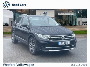 2021 - Volkswagen Tiguan Manual