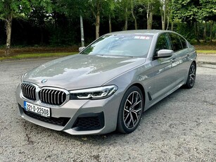 2022 - BMW 5-Series Automatic