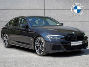 2022 - BMW 5-Series Automatic