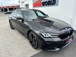 2022 - BMW 5-Series Automatic