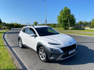 2022 - Hyundai KONA Manual