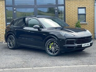 2022 - Porsche Cayenne Automatic