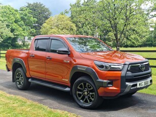 2022 - Toyota Hilux Automatic