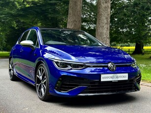 2022 - Volkswagen Golf Automatic