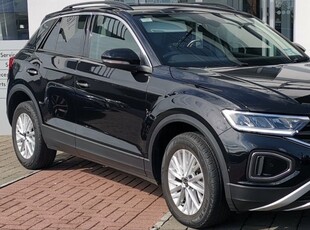 2022 - Volkswagen T-Roc Manual